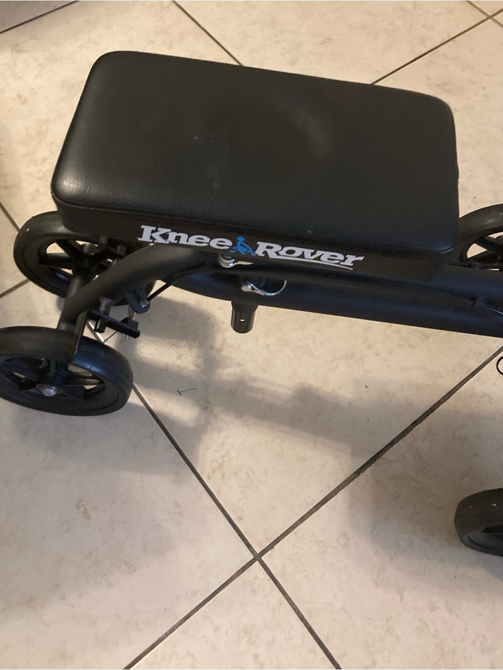 Knee Scooter Knee Rover - Picture 5 of 8